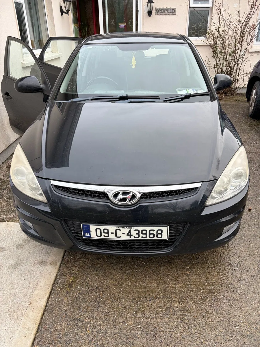 Hyundai i30 - Image 1