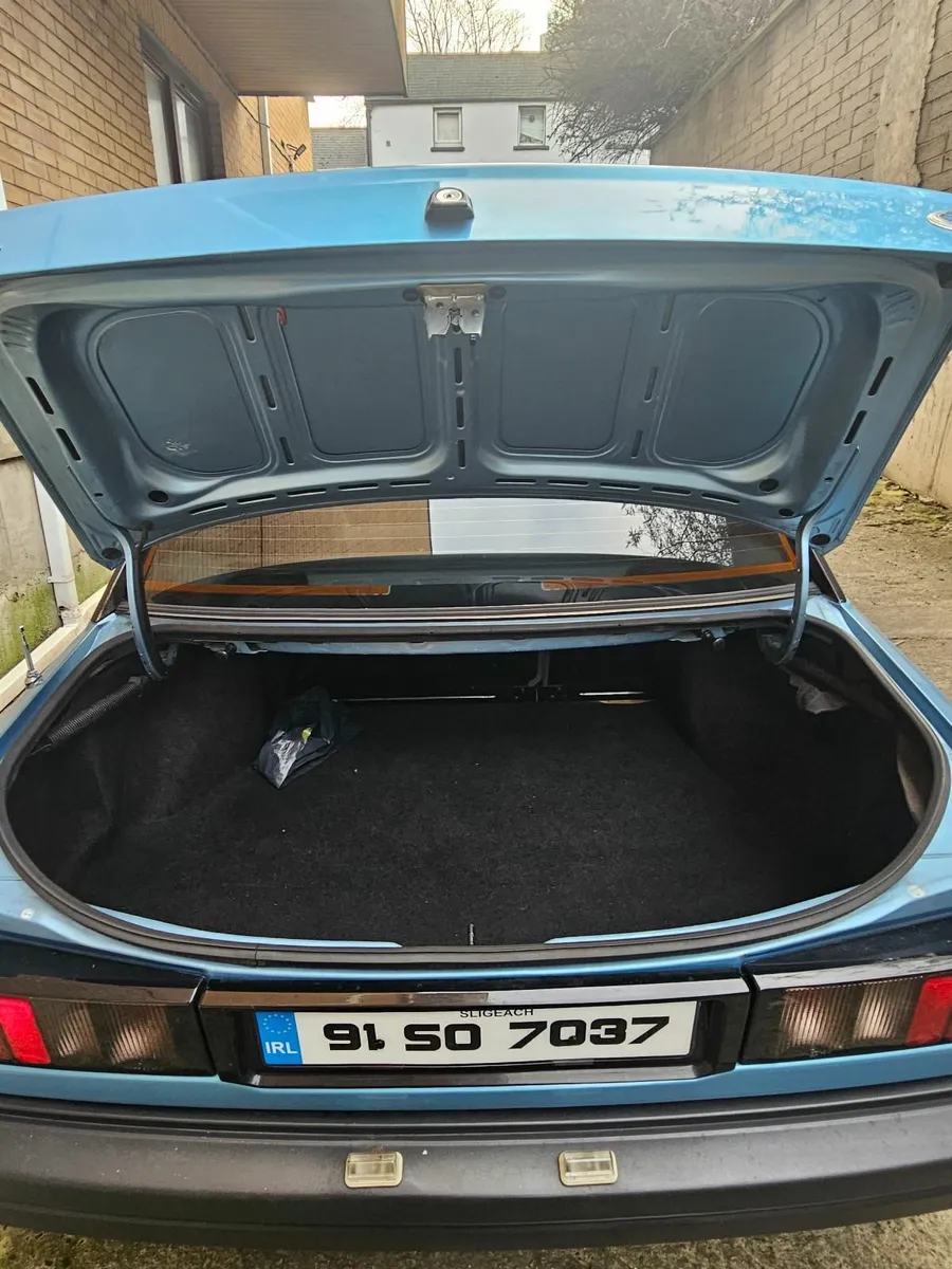 Ford Sierra 1991 - Image 1