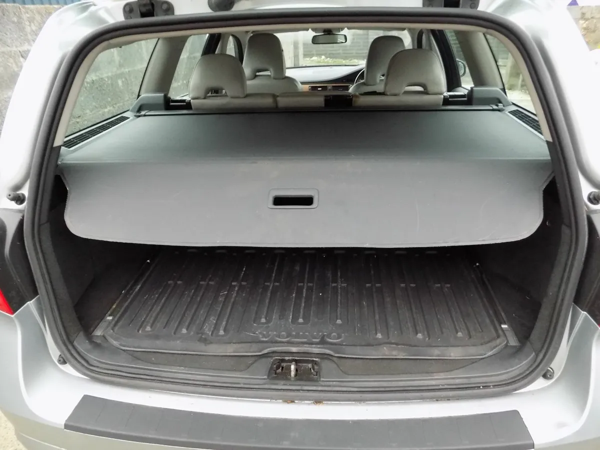 Volvo V70 2008 - Image 4