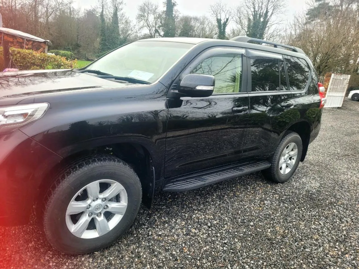 Toyota Landcruiser - Image 4