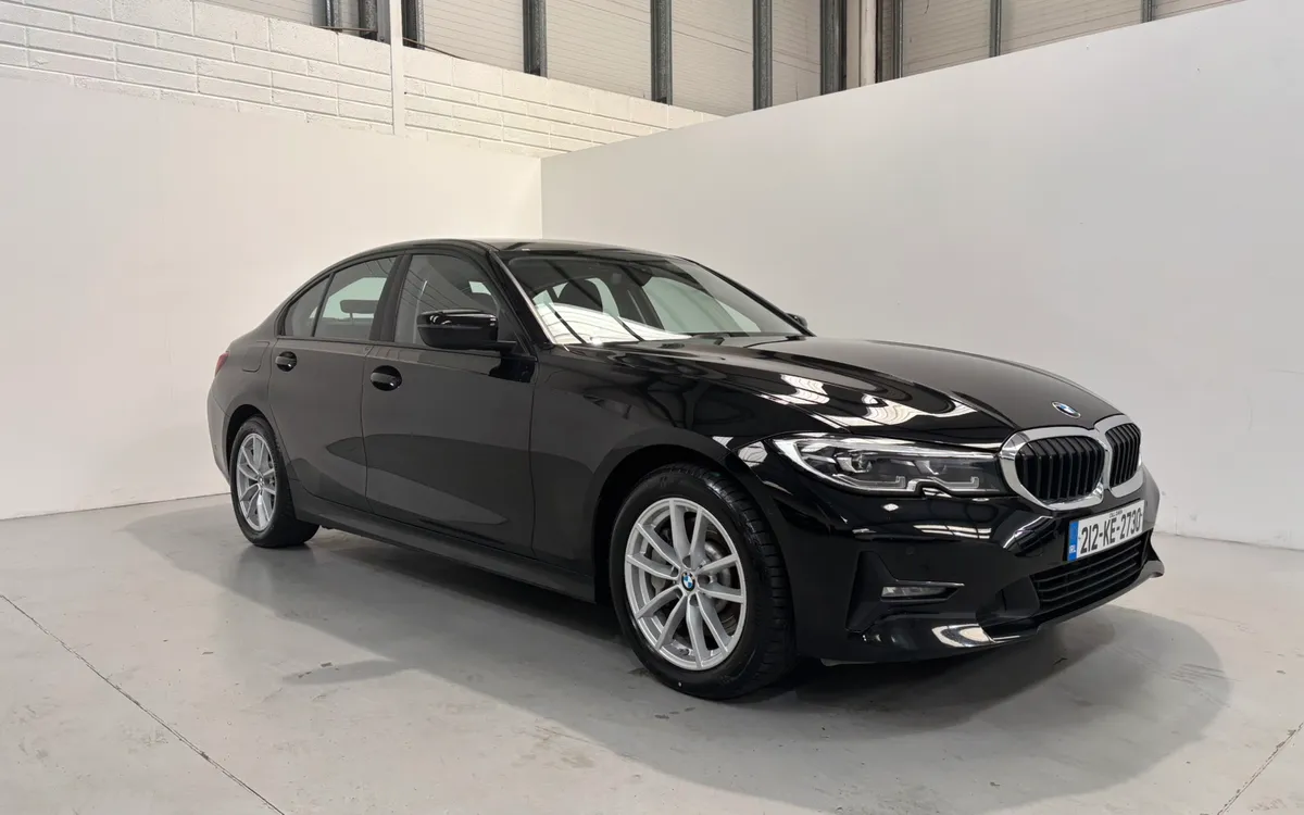 BMW 3 Series Pro 330E - Image 1