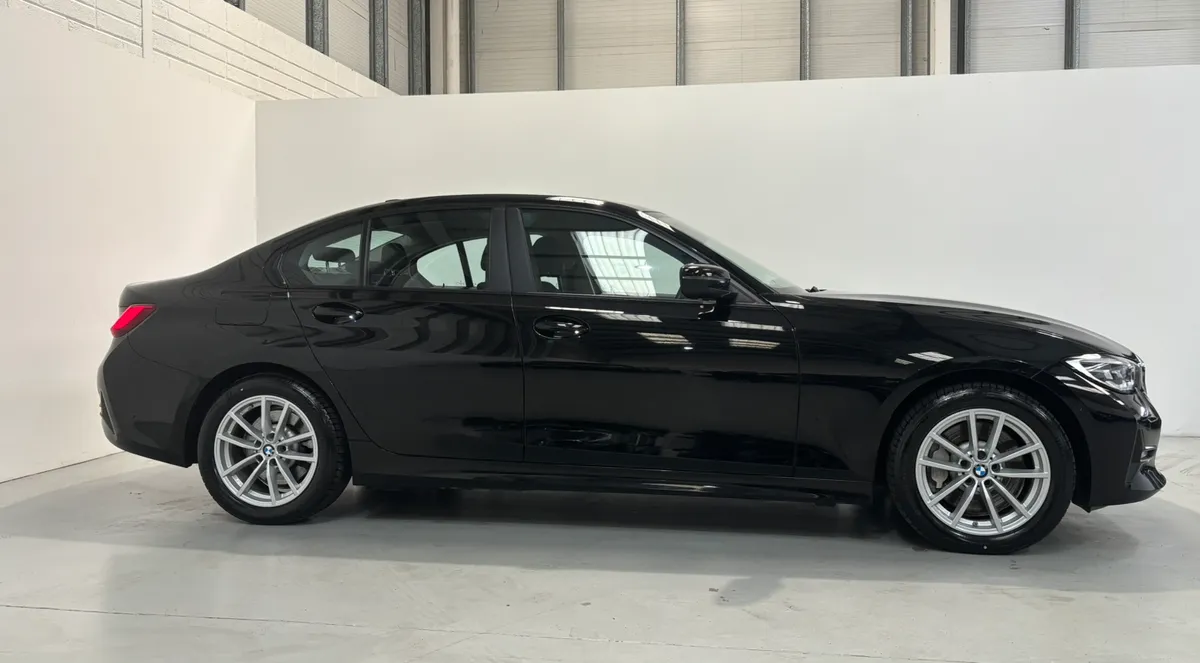BMW 3 Series Pro 330E - Image 2