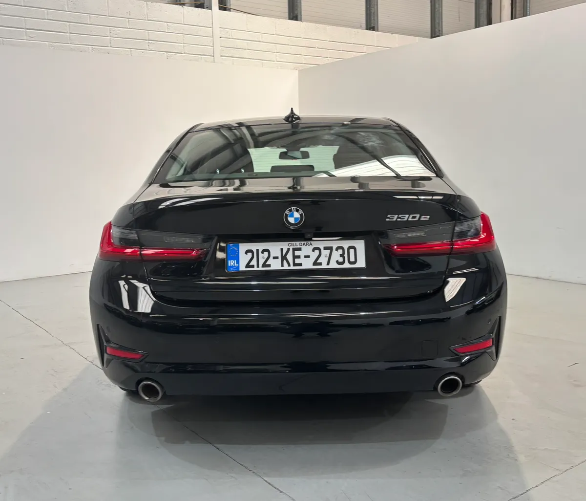 BMW 3 Series Pro 330E - Image 4