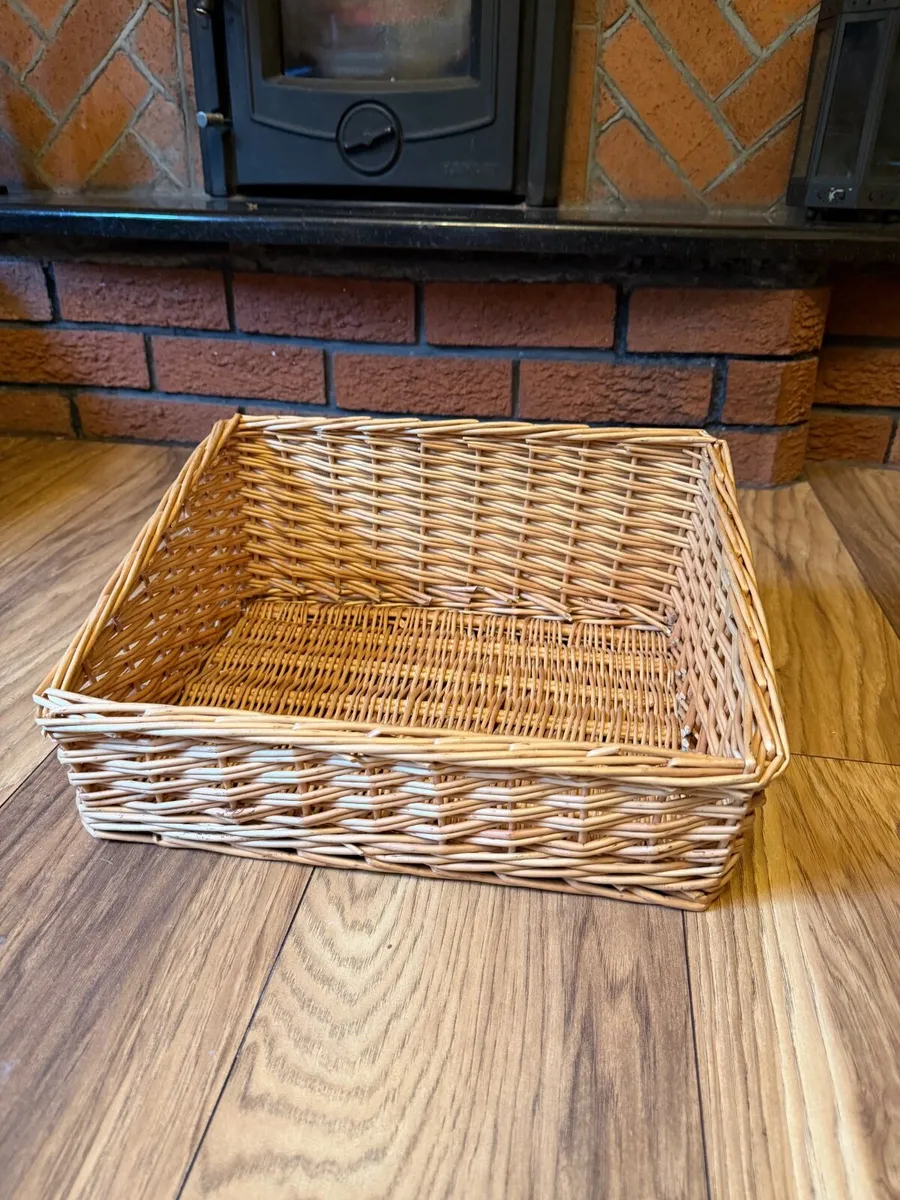 4 x Wicker Baskets - Image 2