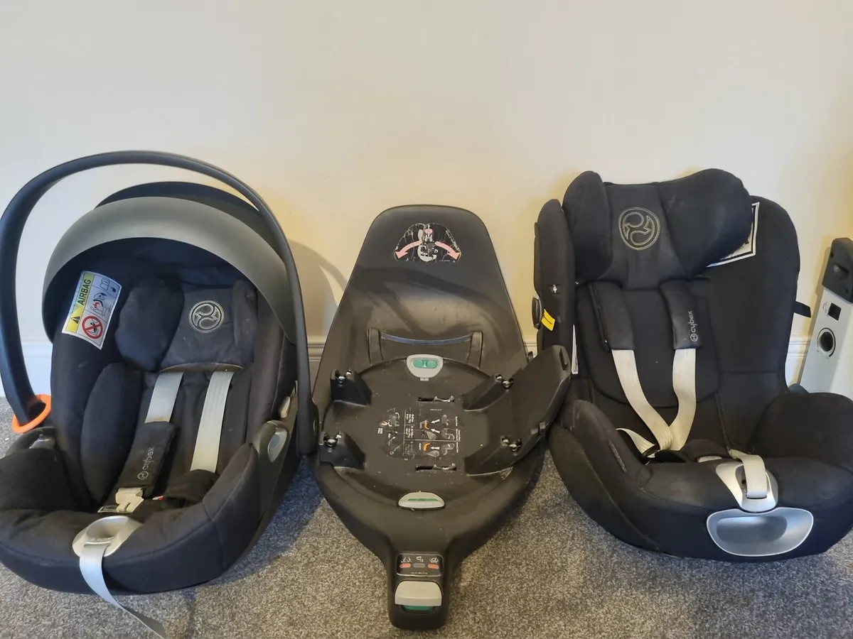 Cybex Newborn and Toddler seat Set - Image 2