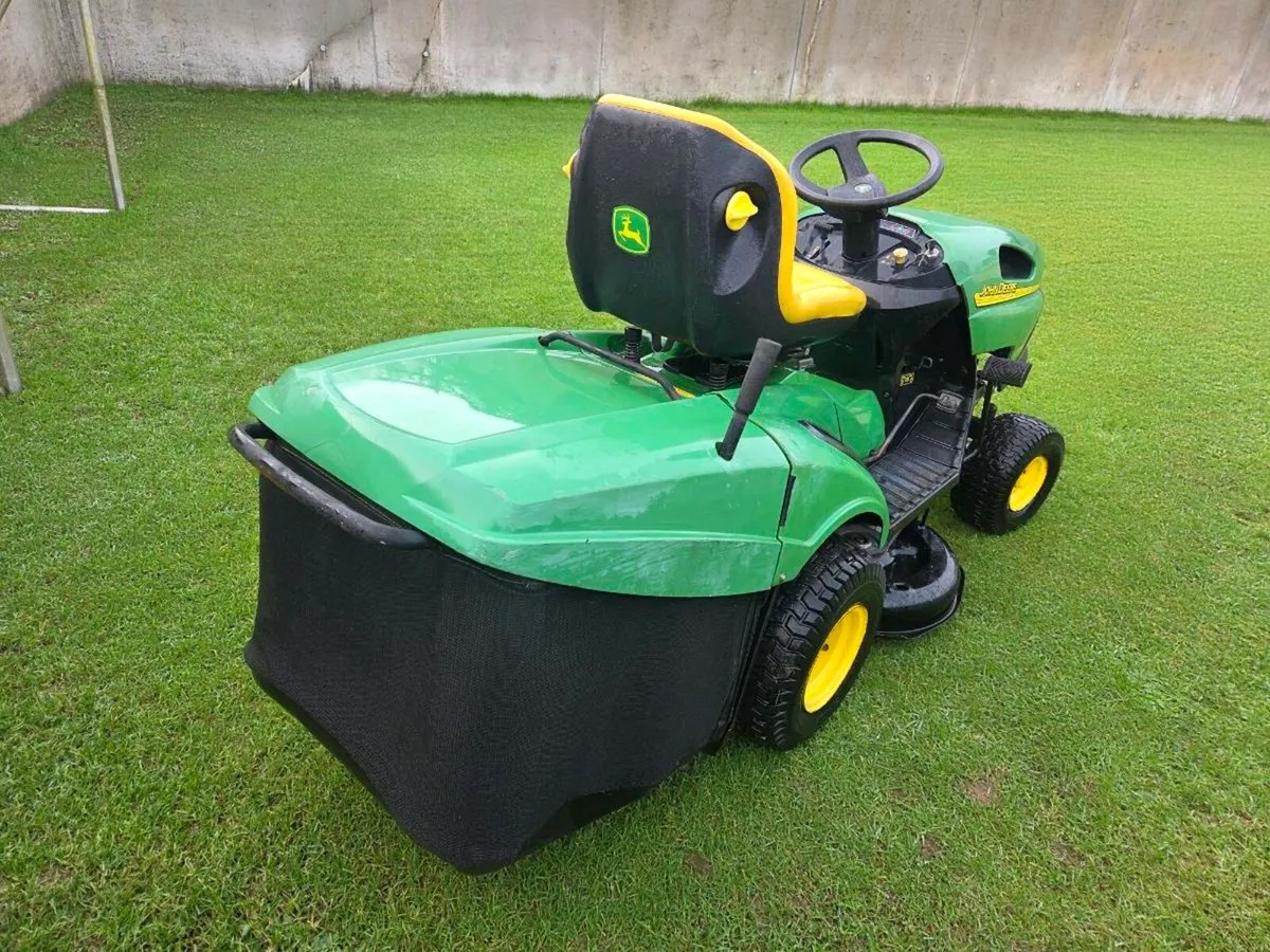 John deere lawnmower for sale - Image 4