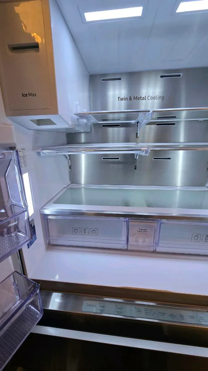 Samsung amrican fridge working perfect - Image 4