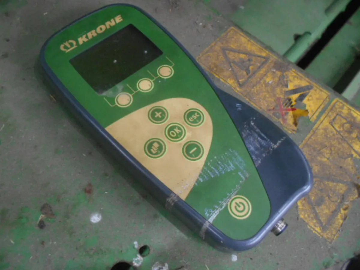 KRONE COMPRIMA X-TREME F155 BALER, OUT OF SEASON - Image 2