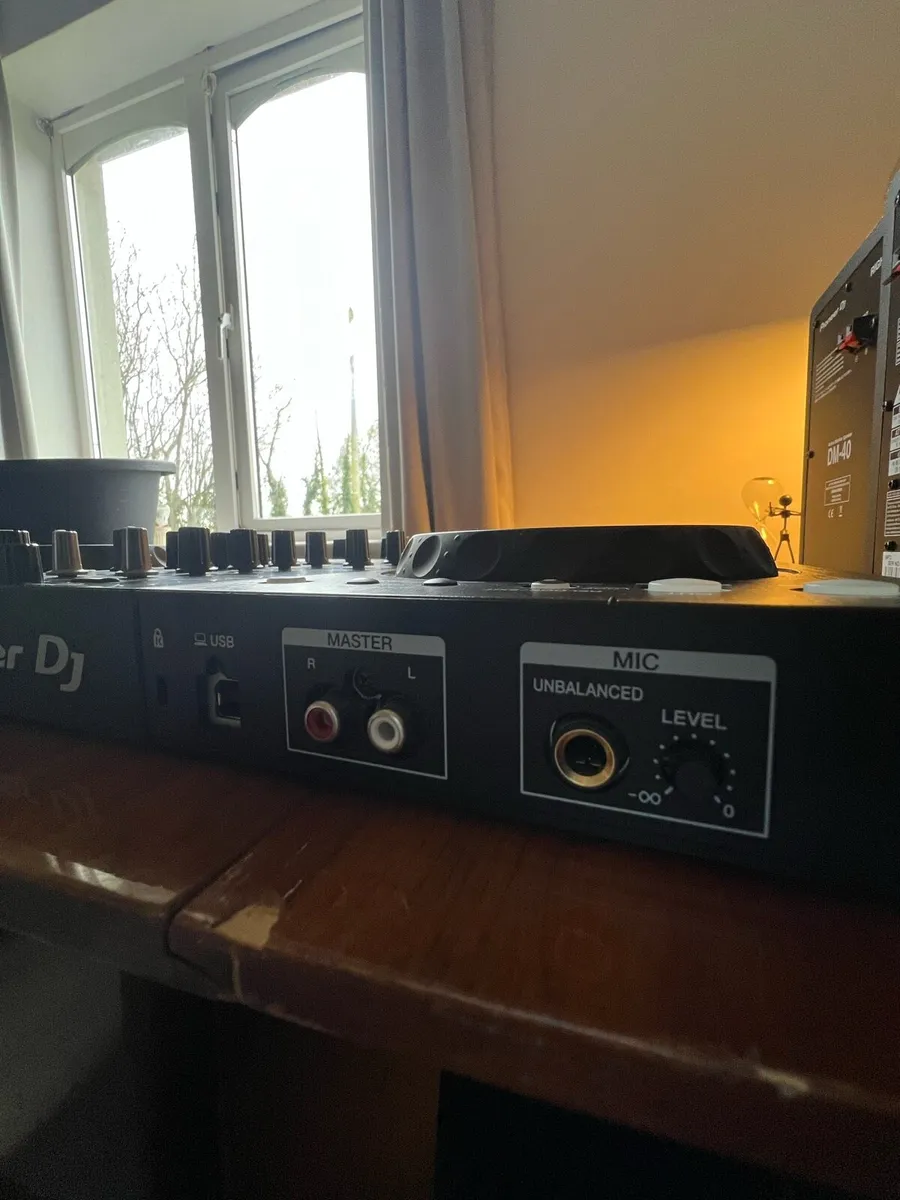 Pioneer DDJ-400 Controller - Image 3