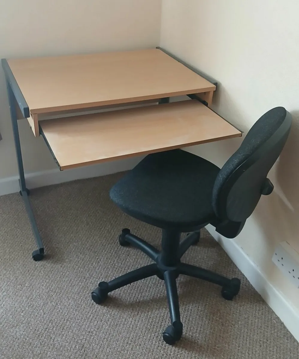Desk & chair - Image 2