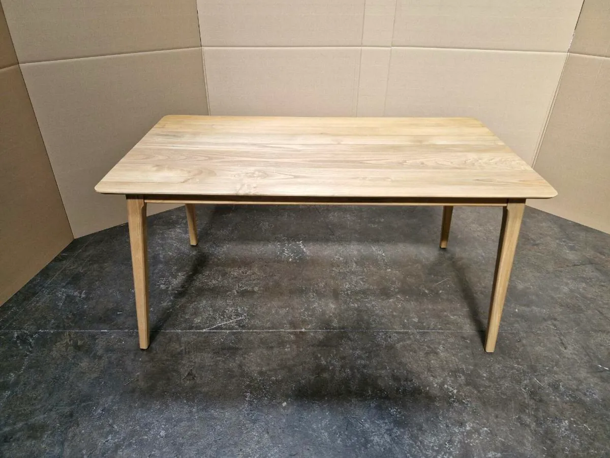 Solid wood Dining table - Image 4