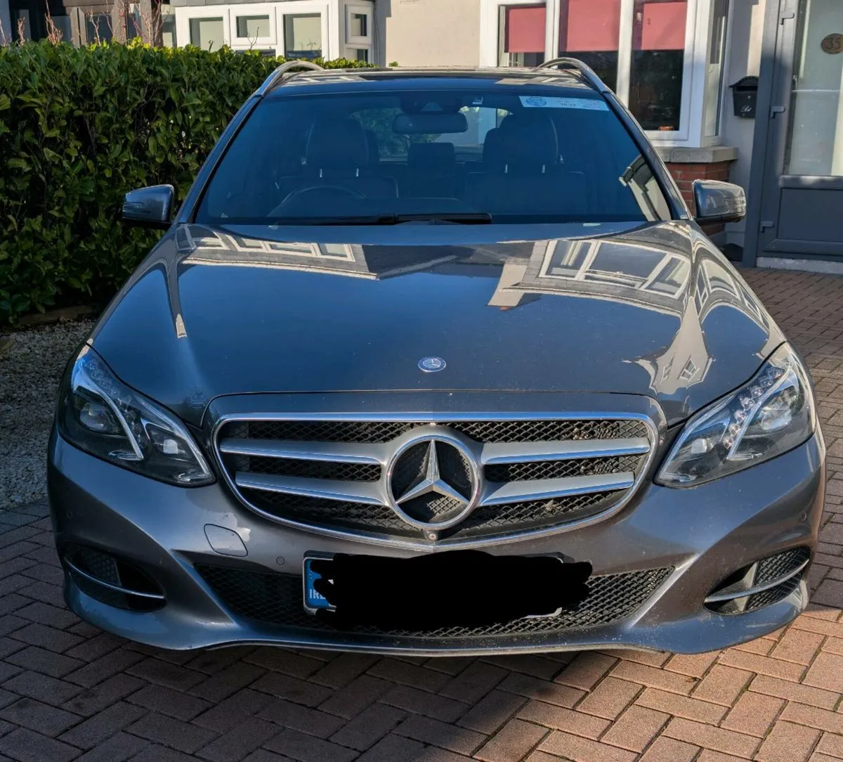 Mercedes Benz E220 Estate - Image 1