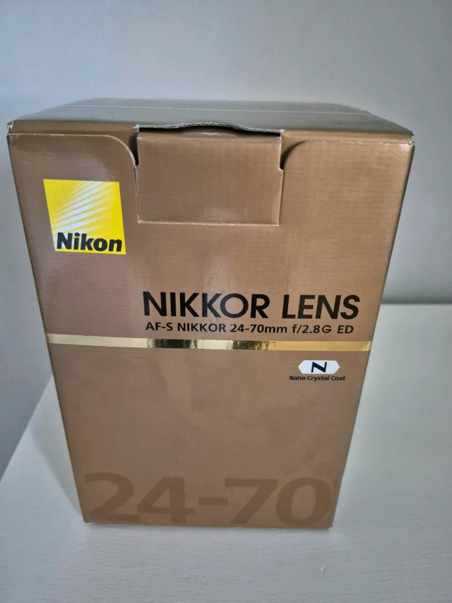 Nikkor AF-S 24-70mm f2.8G ED lens - Image 1