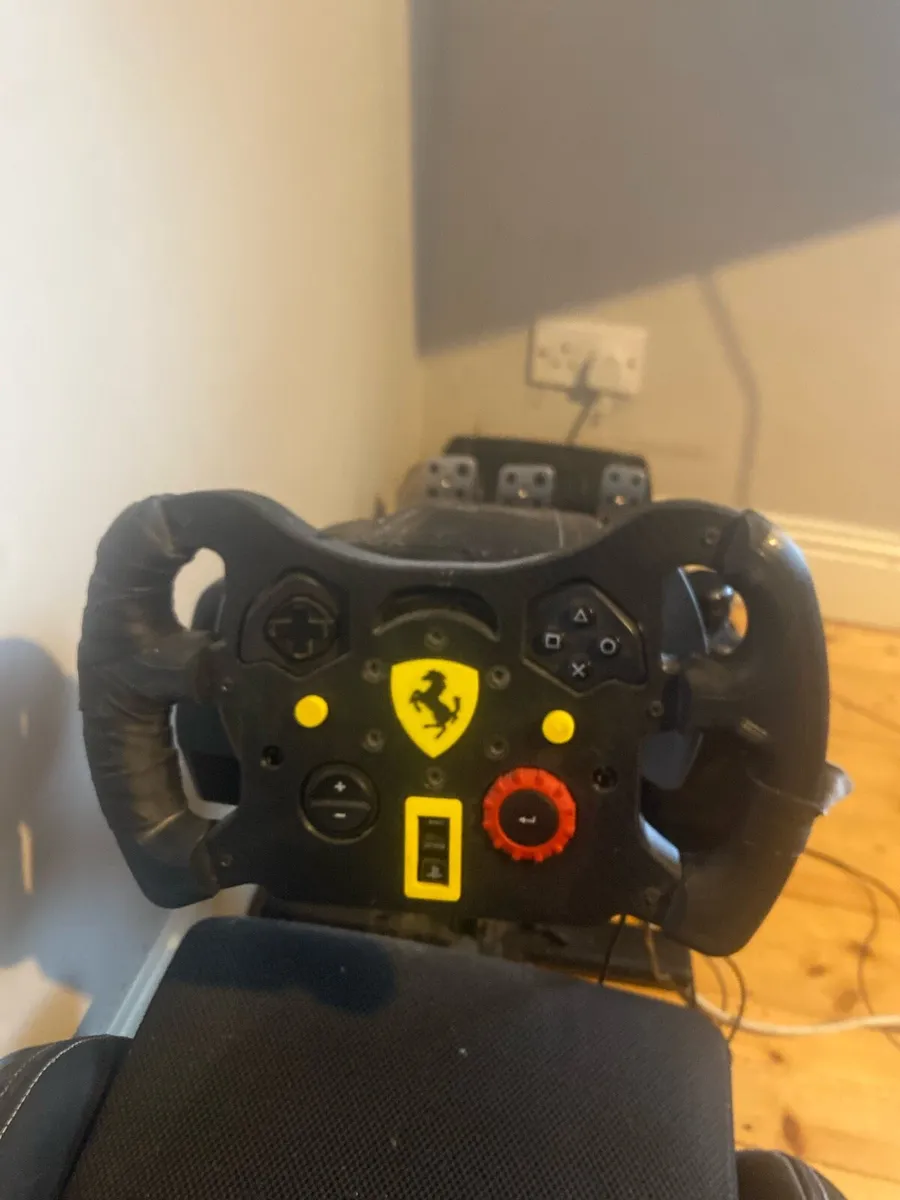 Playseat, Logitech g29(faulty) and Ferrari wheel - Image 3