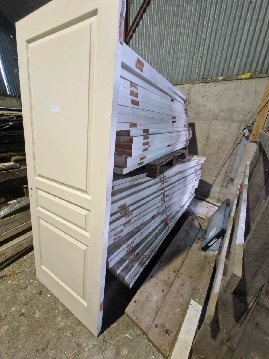 Internal doors - Image 1