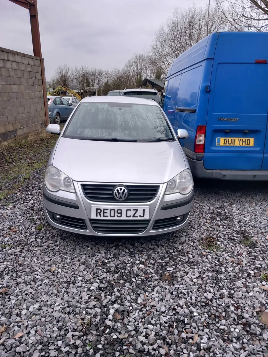 Volkswagen polo - Image 2