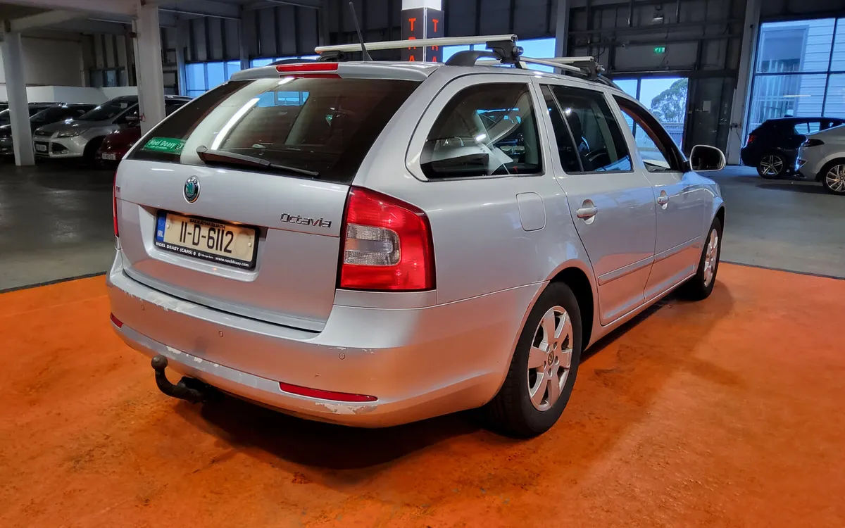 Skoda Octavia 2011 - Image 4