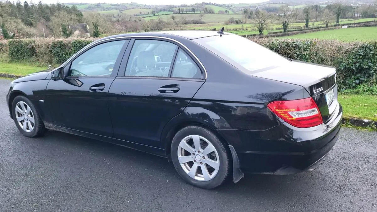 2012 Mercedes C200 manaul - Image 3