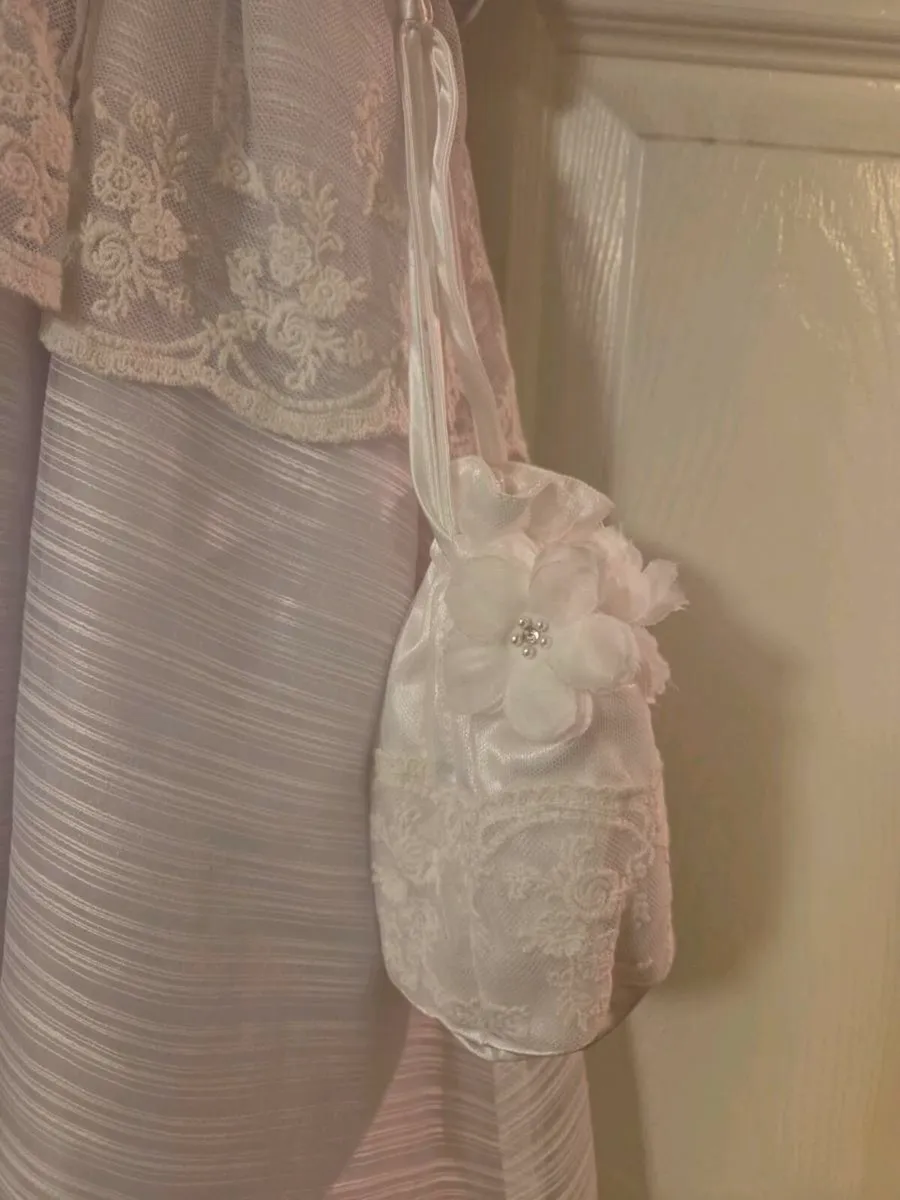 Communion dress - Image 2