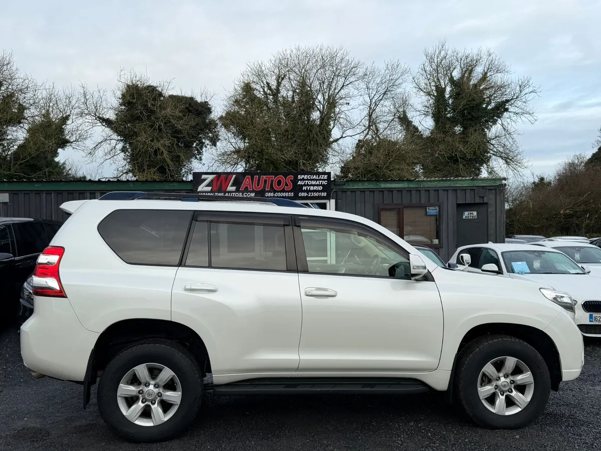 17 Toyota Land Cruiser 2.8 Diesel - Image 4