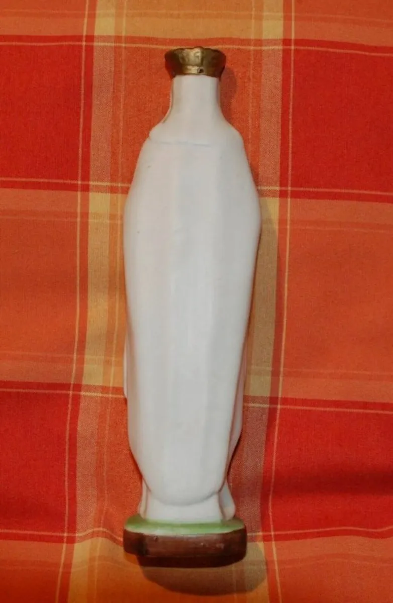 Statue Our Lady of Knock Ceramic Statue 9" Tall - Image 4