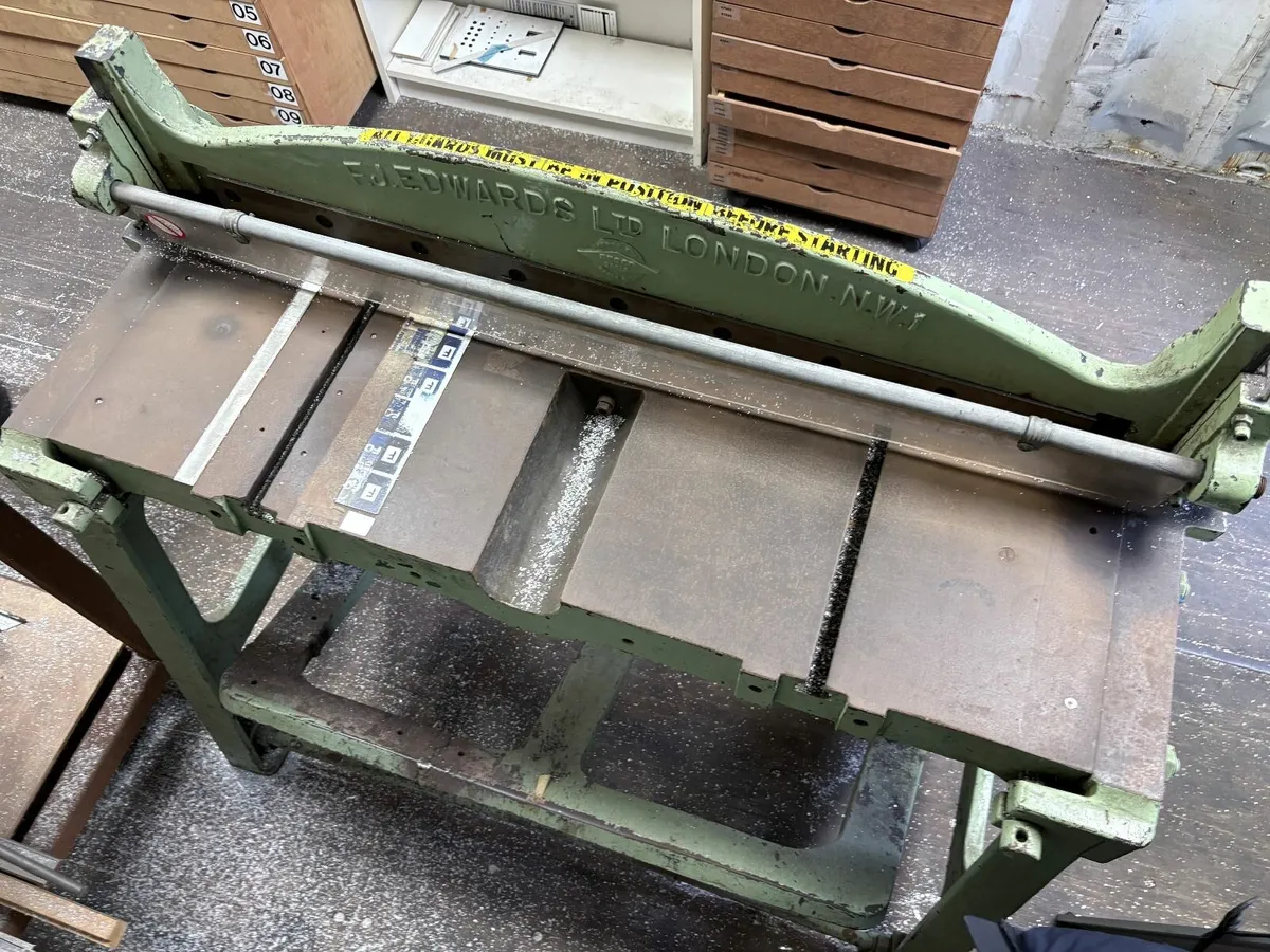 guillotine 39 inch treadle - Image 1