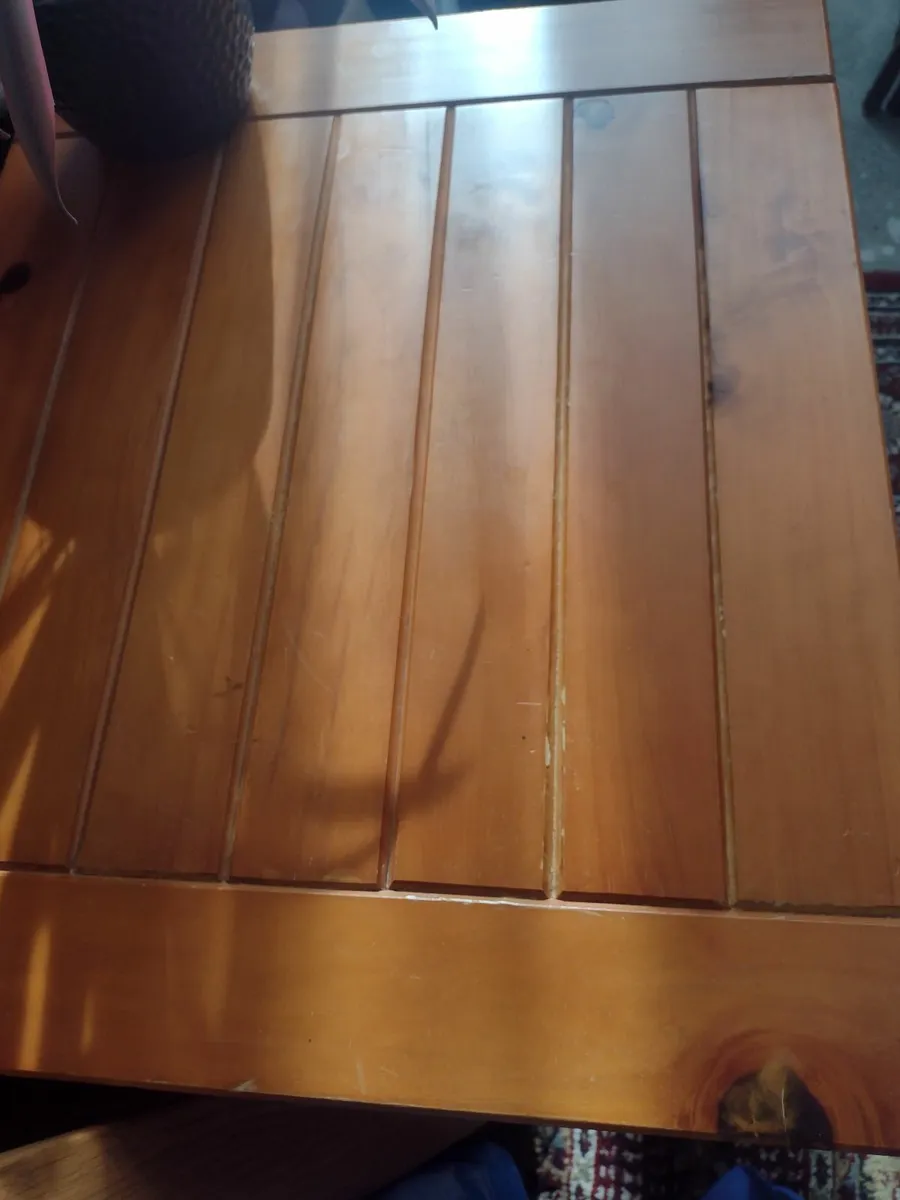 Solid wood coffee table - Image 2