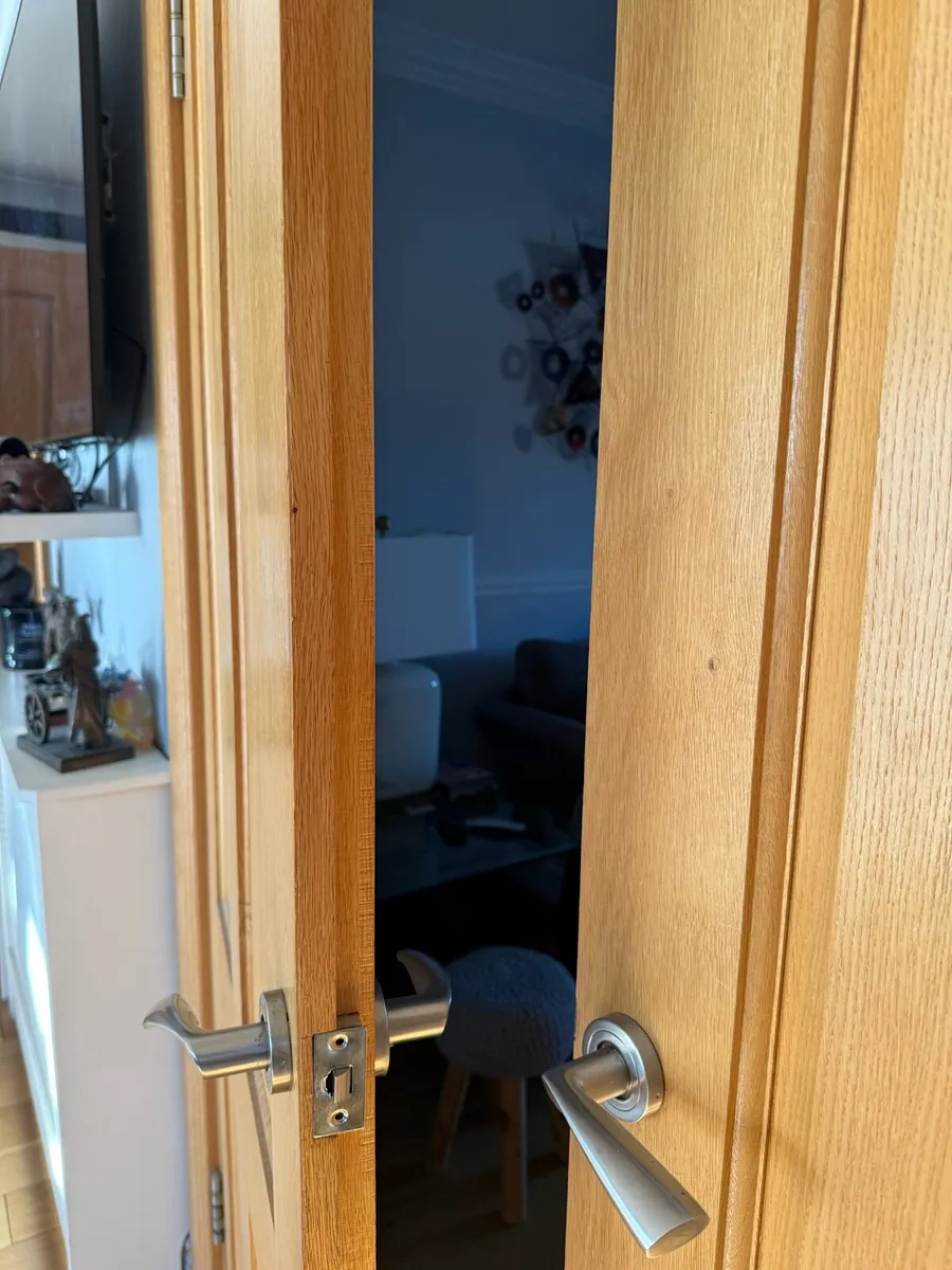 Double doors - Image 2