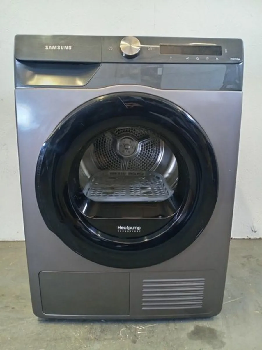 Heatpump Condenser Dryer - Image 1