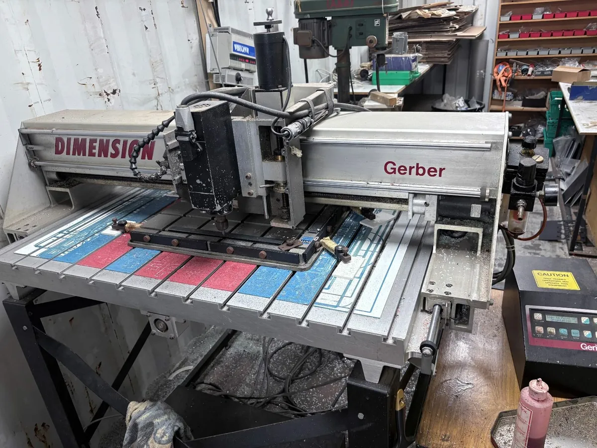 dimension gerber routing table