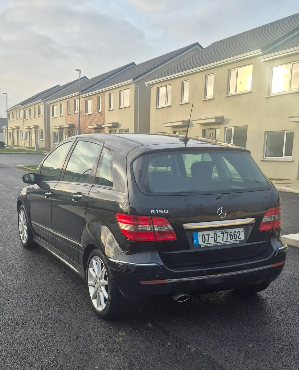 2007 mercedes Benz B150  Automatic - Image 4