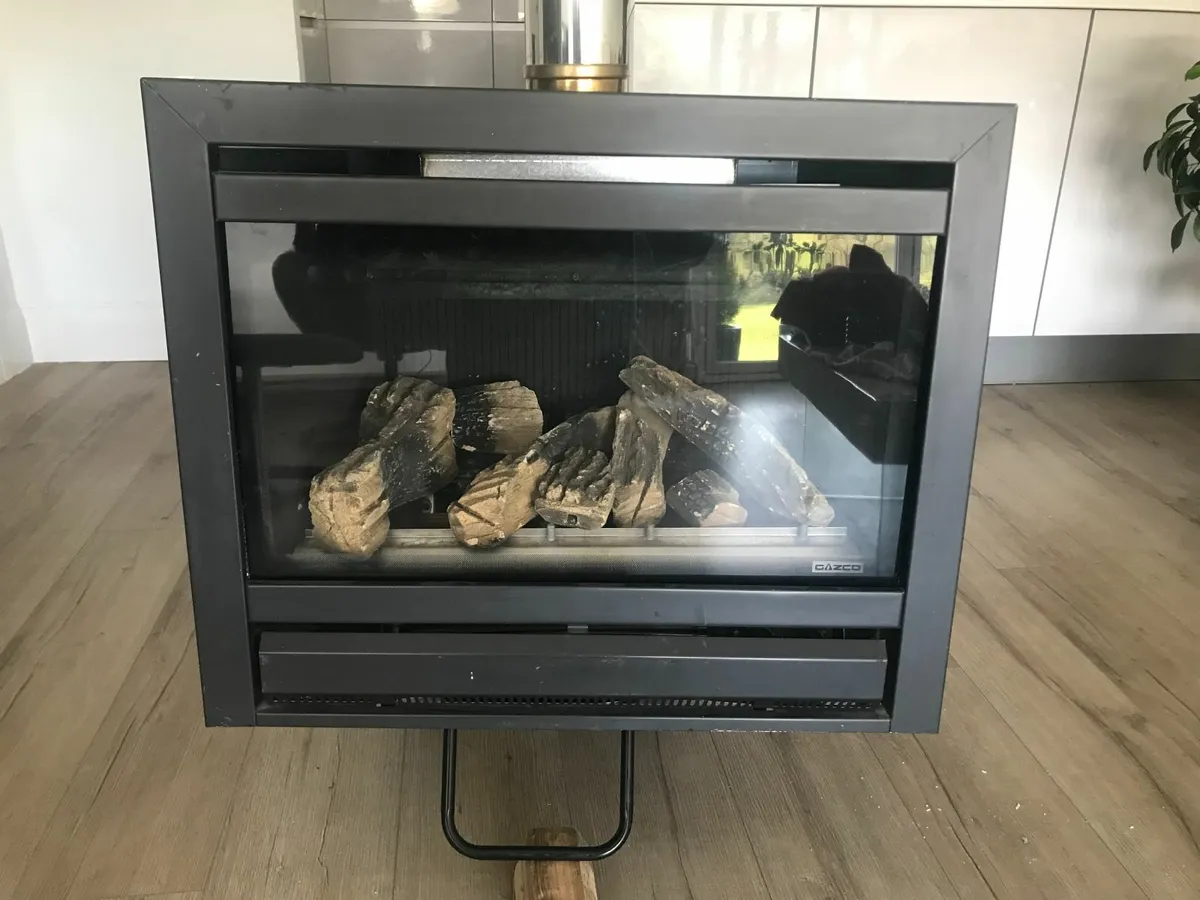 gas fire - Image 1