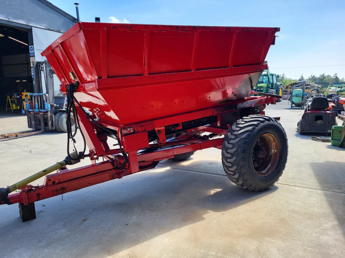 Bredal B48 Lime and Fertilizer Spreader - Image 4