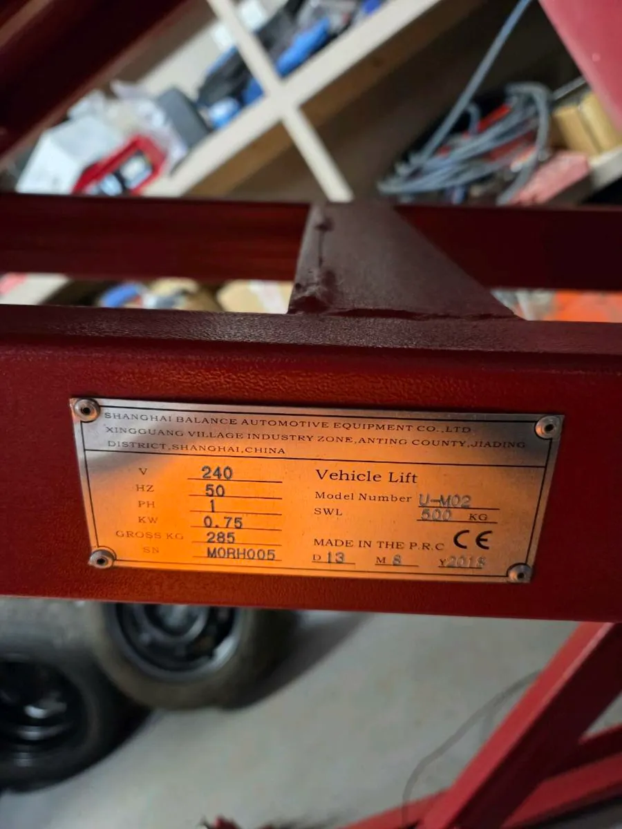 Motorcycle Hydraulic Lift - Image 3