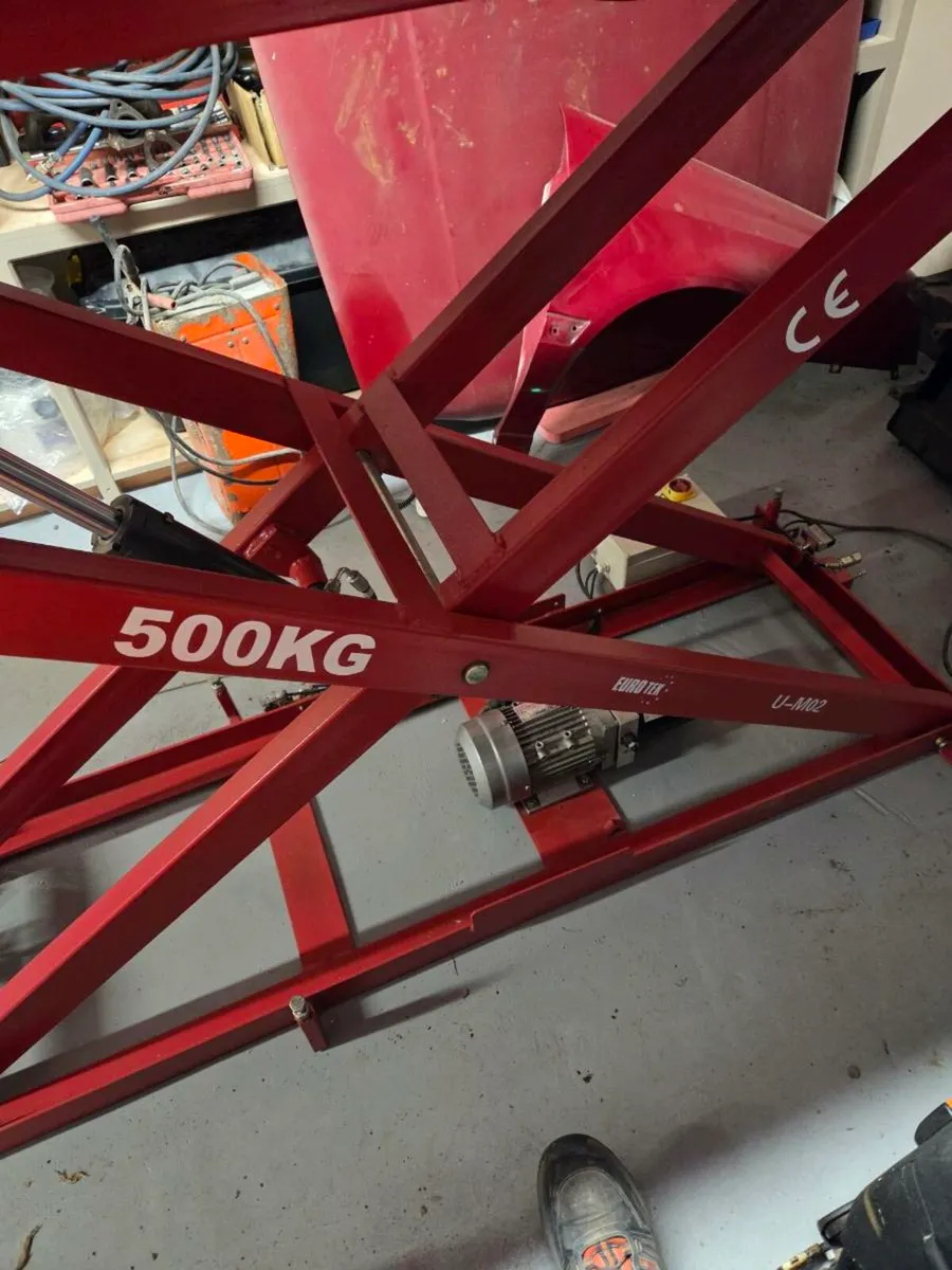 Motorcycle Hydraulic Lift - Image 4