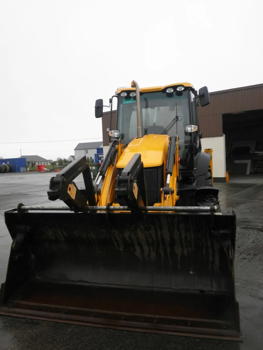 191 JCB 3cx digger - Image 2