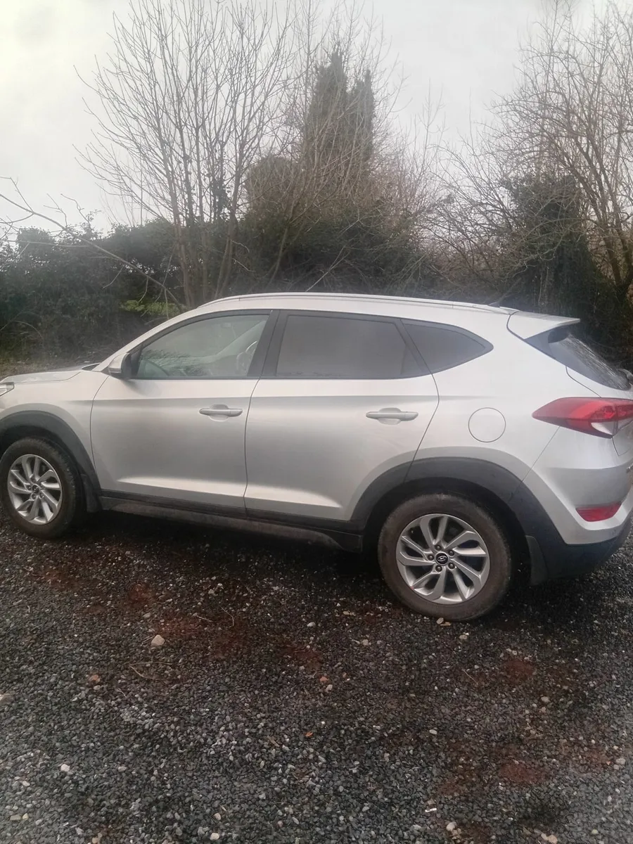 Hyundai Tucson 2017 - Image 2