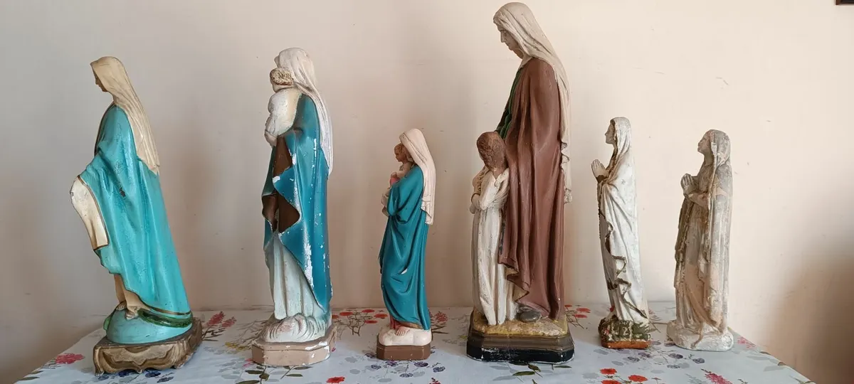 Religious statues Our Lady plaster, etc - Image 3