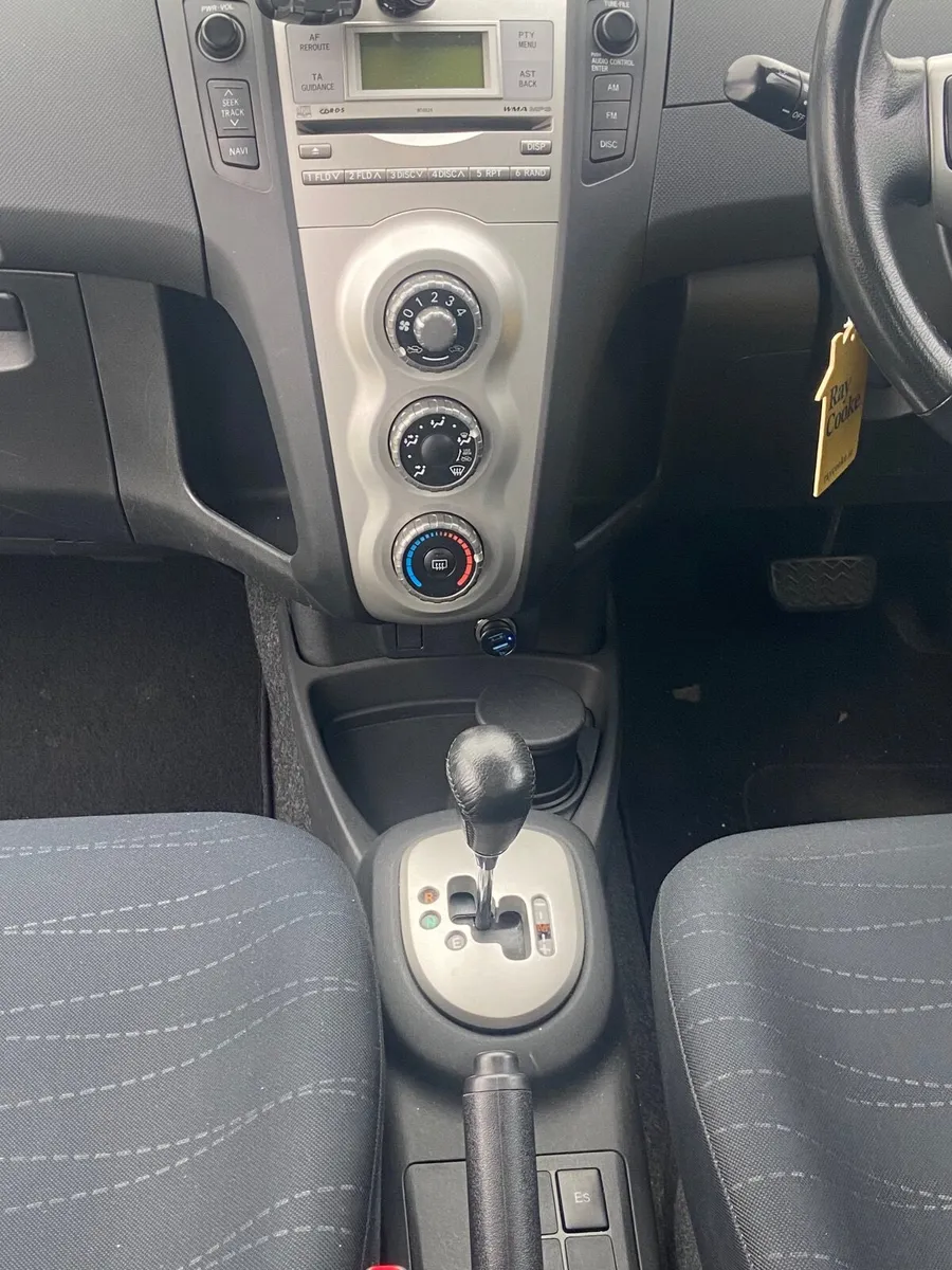 Toyota Yaris 2006 - Image 4