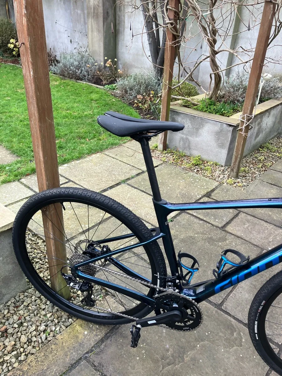 Giant Revolt advanced 2 M - Image 2