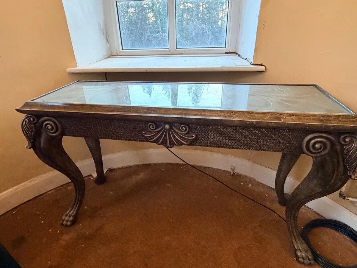 Console table - Image 1
