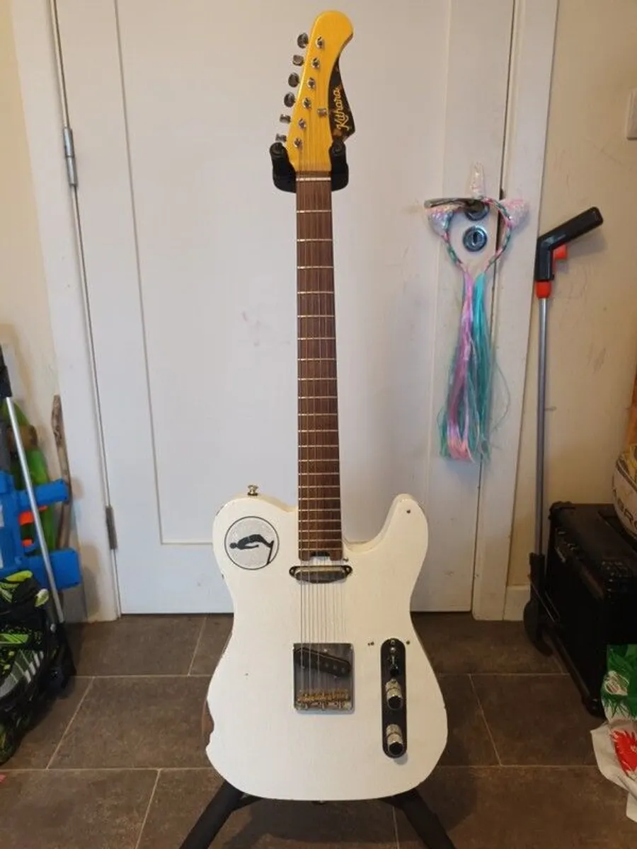 Telecaster electric guitar - Image 1