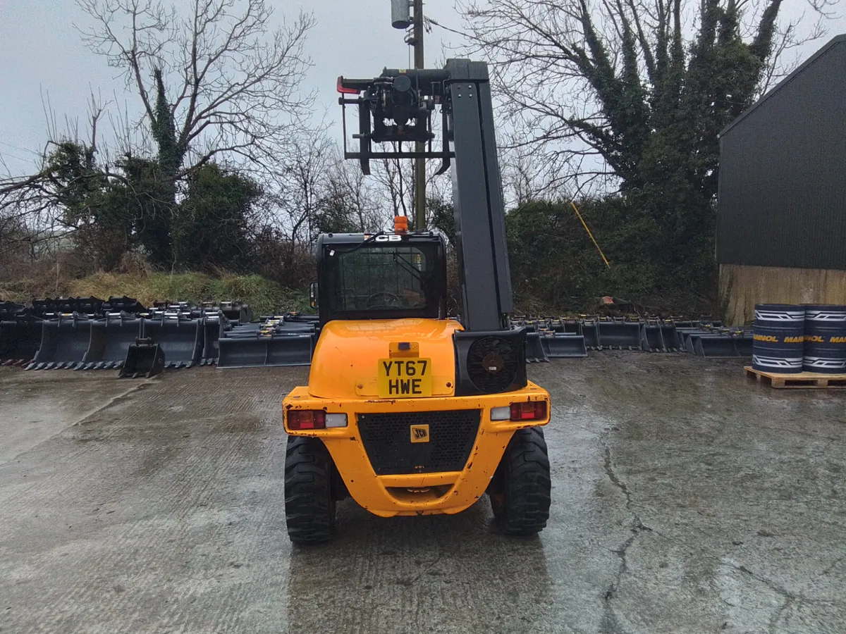 JCB 520  40  (2017) - Image 2