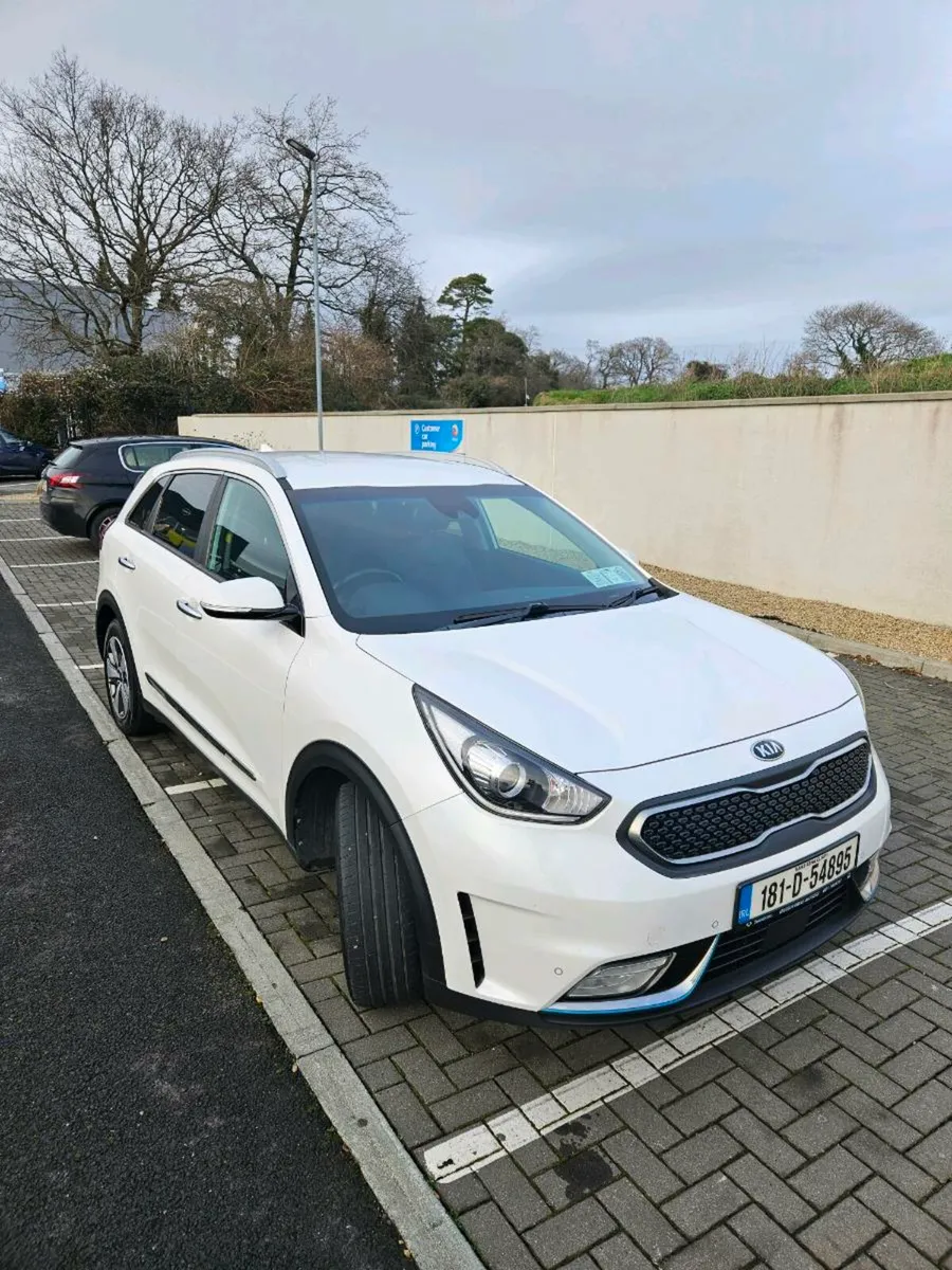 Kia Nero Plug in Hybrid - Image 2