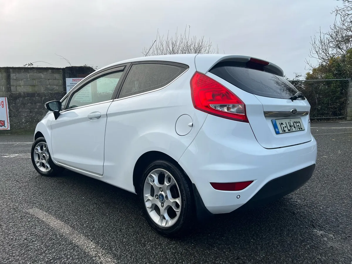 2012 Ford Fiesta Zetec 1.2L Petrol - Image 4