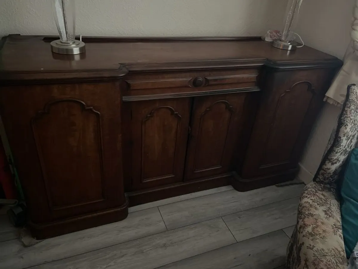 large sideboard - Image 2