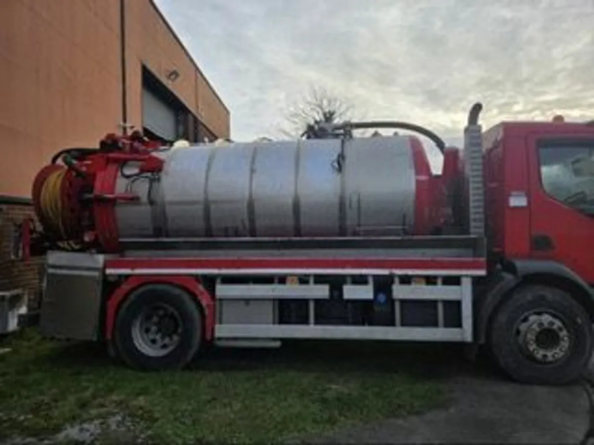 Renault Jet Vac Combi Truck 2017 - Image 2