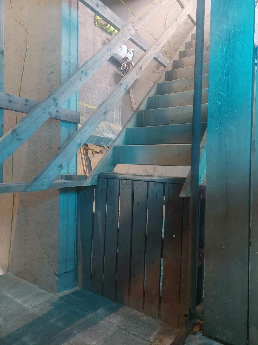 Temporary Building Stairs - Image 3
