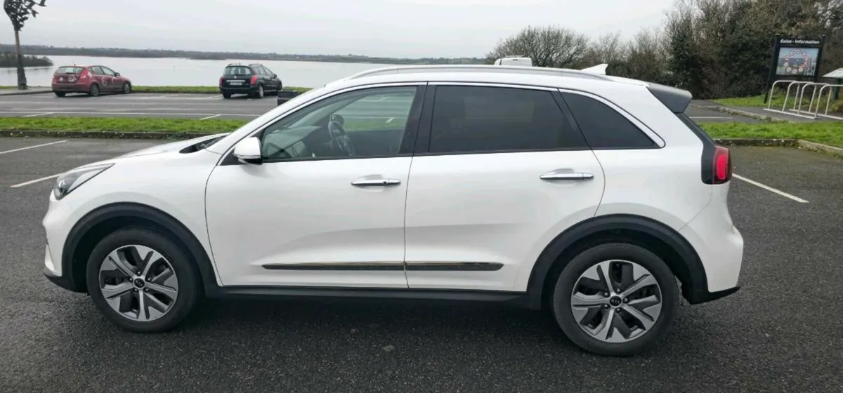 Kia E-Niro - Image 4