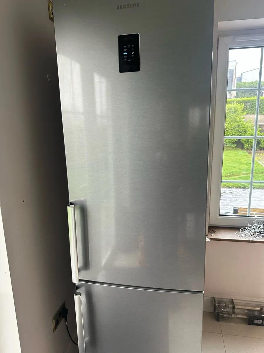 Samsung Fridge freezer - Image 2